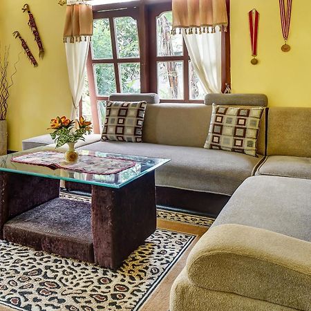 OYO Homes 90984 Kampung Wisata Ekologi Puspa Jagad Blitar Bagian luar foto