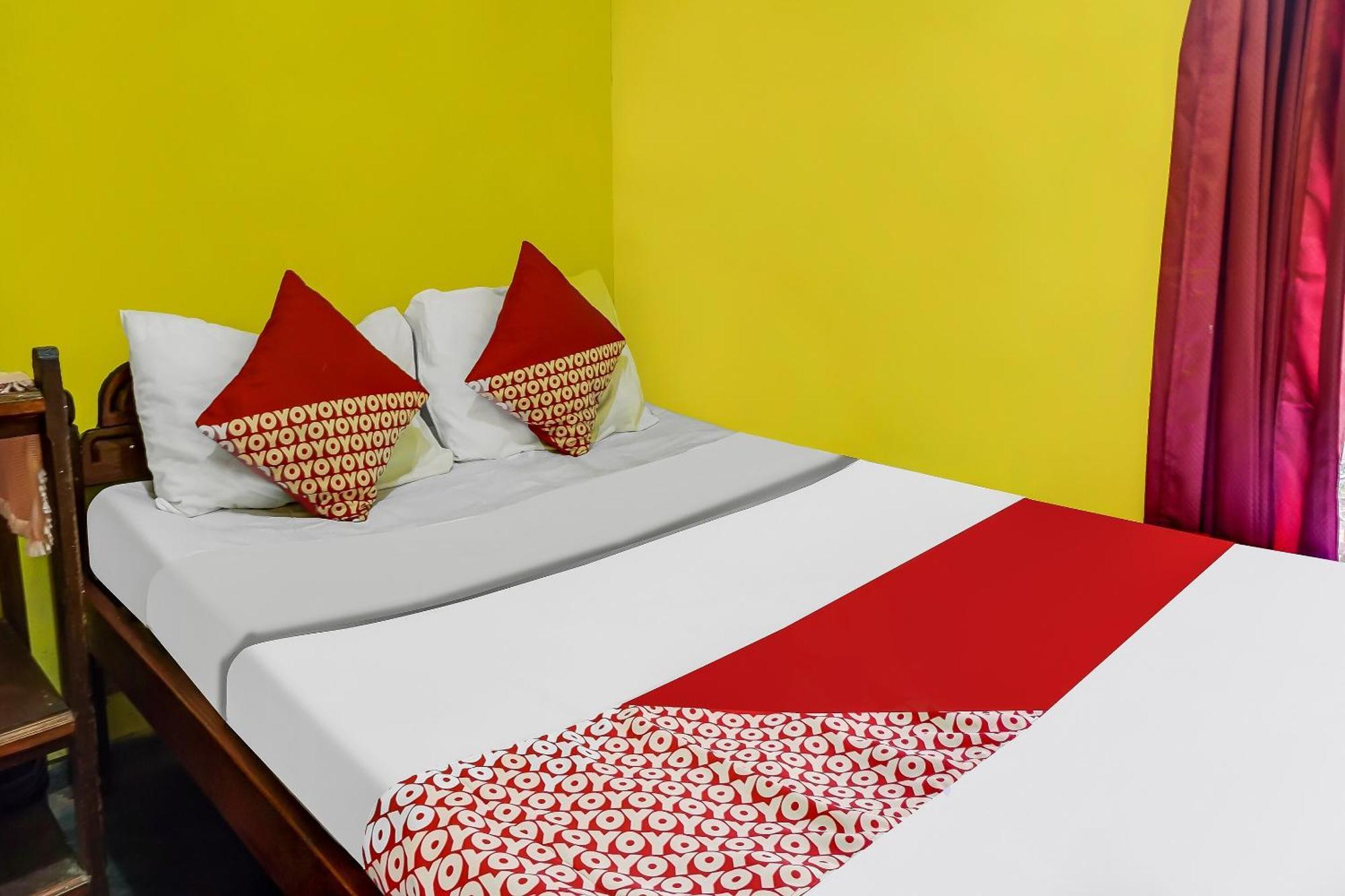 OYO Homes 90984 Kampung Wisata Ekologi Puspa Jagad Blitar Bagian luar foto